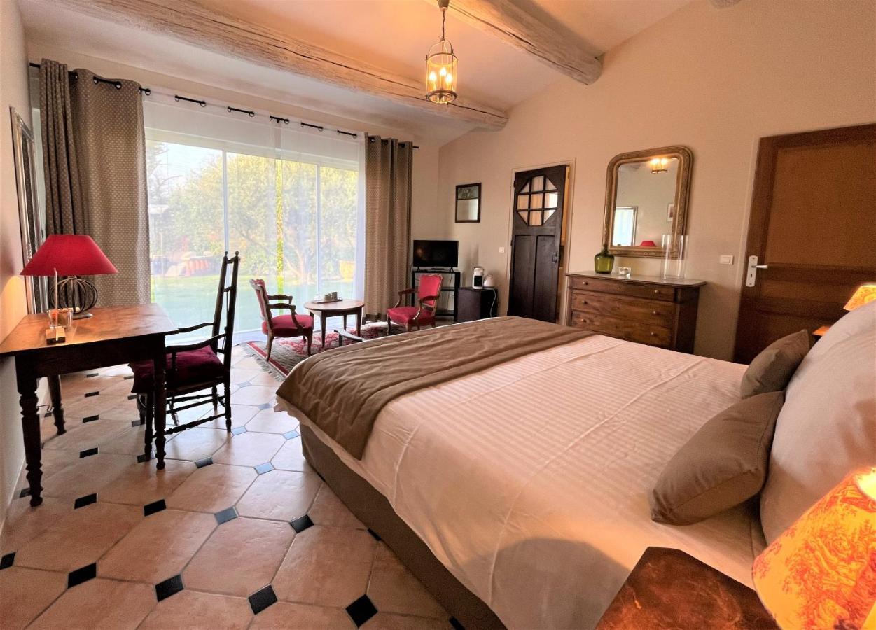 Le Mas Carre Seguret Bed and Breakfast Εξωτερικό φωτογραφία